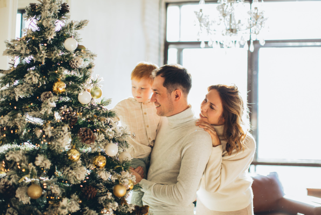 Is It Better to Get a Real or Artificial Christmas Tree