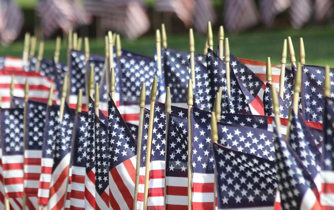 4 Important Flag Display Rules to Know