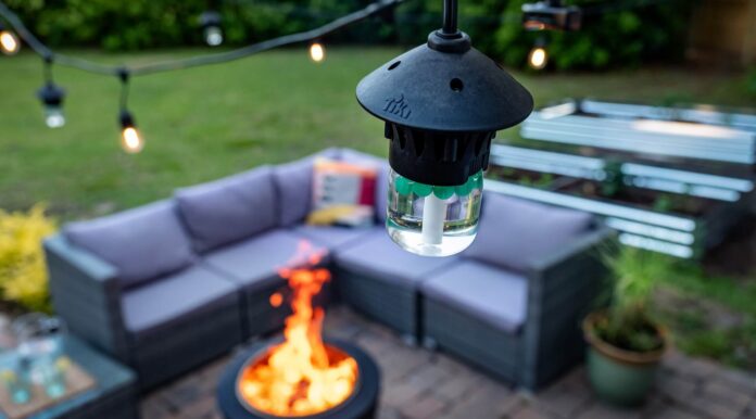 Essential Outdoor Lighting Tips to Deter Mosquitoes