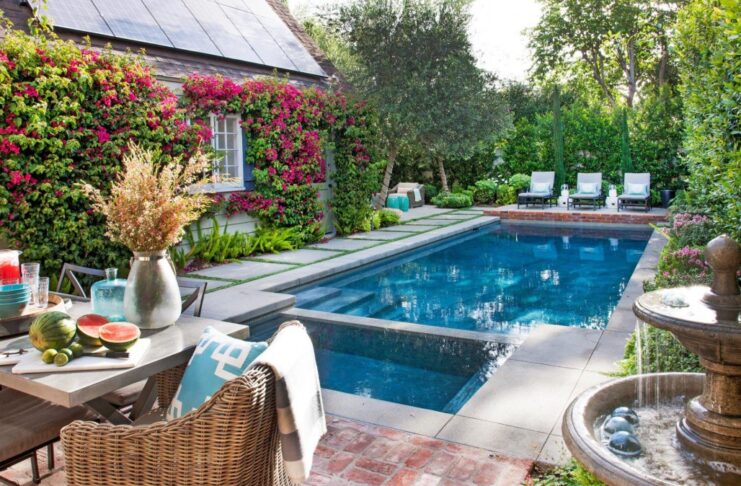 Why Choosing the Right Pool Service Company in Las Vegas Matters (And How to Pick One)