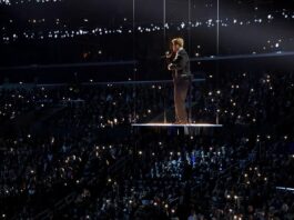 Alex Warren’s Viral Grammy Performance