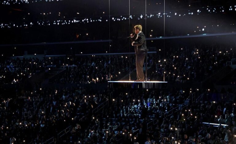 Who’s “The Guy in the Hat” in Alex Warren’s Viral Grammy Performance?